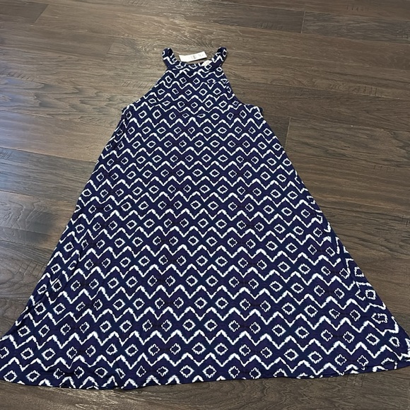 LOFT Halter Swing Sleeveless,Geo Print,Keyhole back,soft stretch,light,summee - Picture 2 of 10